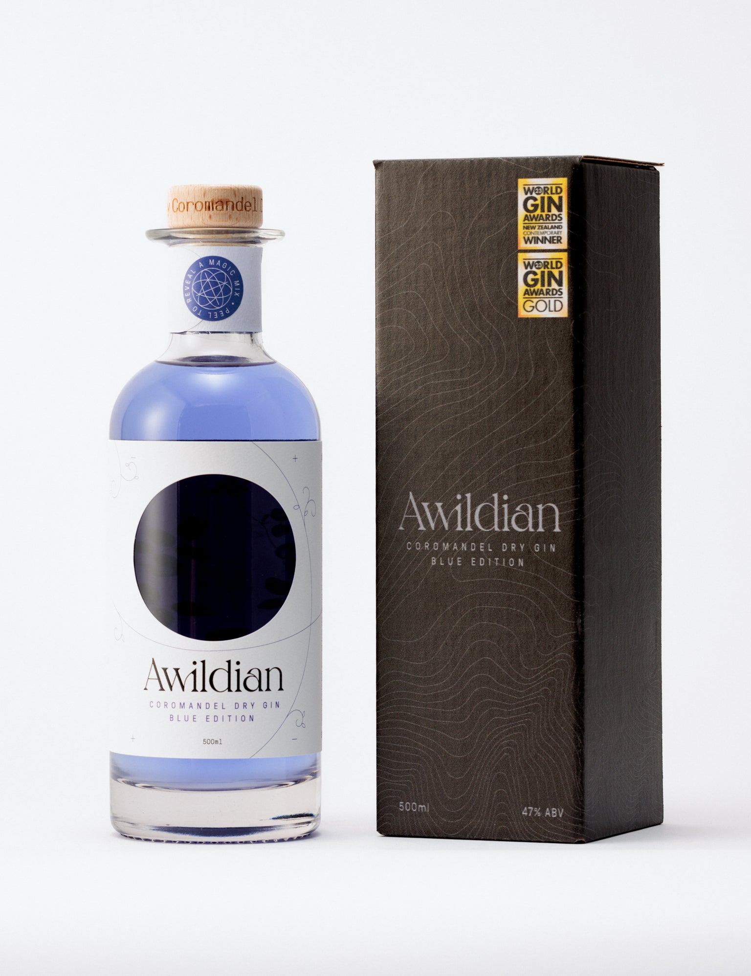 Your bottle of colour changing gin can be purchased with a gift box