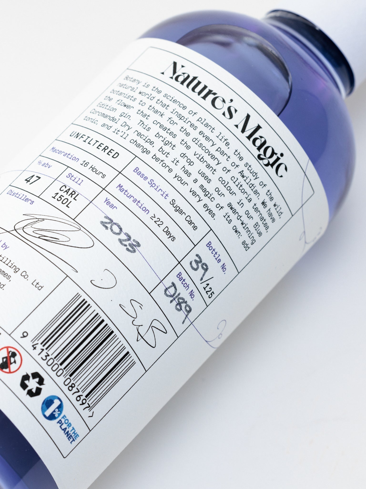 Contemporary colour changing gin label details